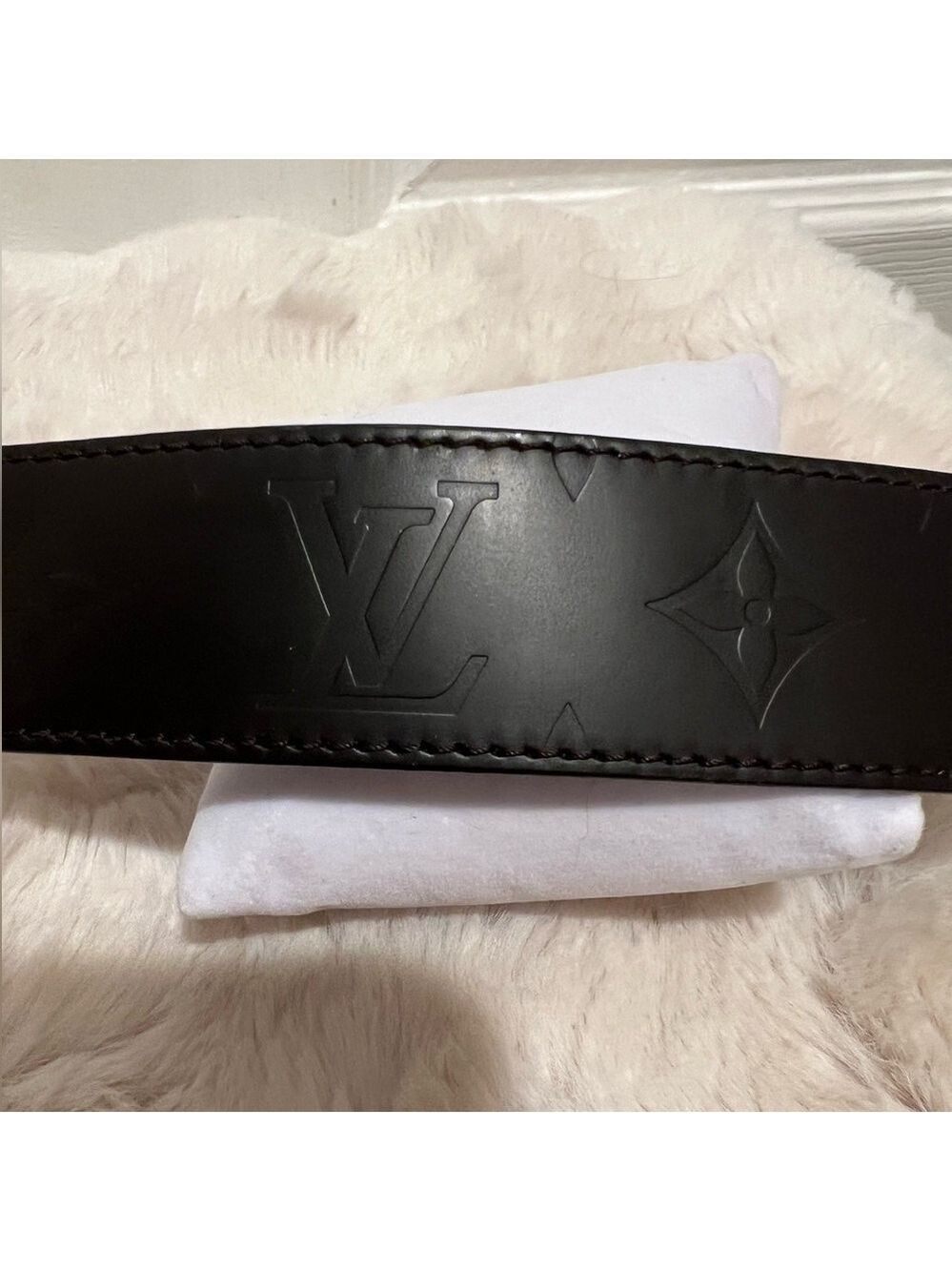 LOUIS VUITTON MONOGRAM GLASE FORCE WRAP LEATHER BRACELET. - Picture 11 of 15